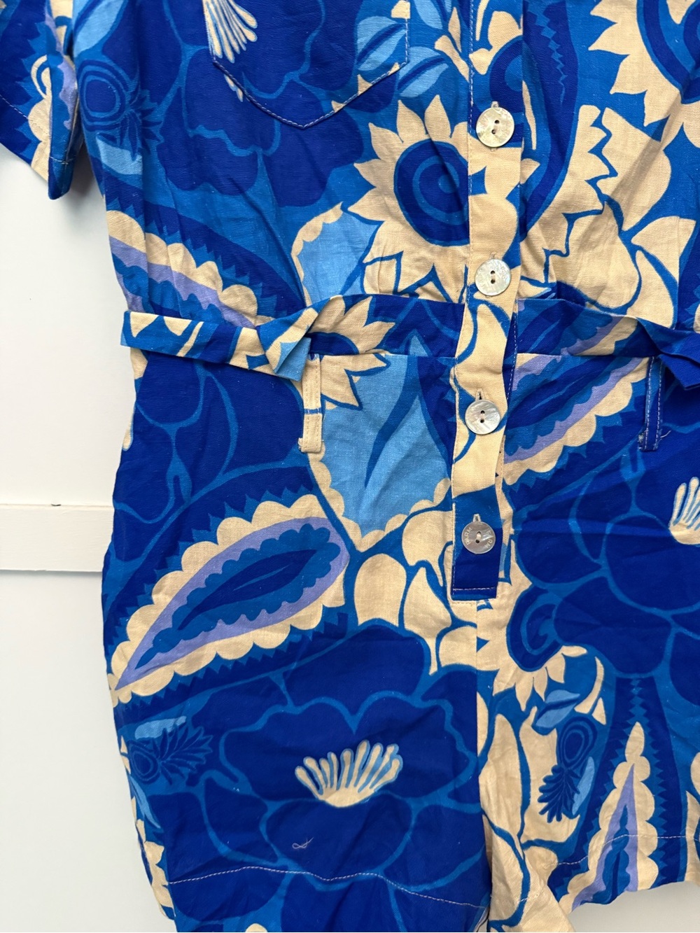 Farm Rio Tropical Groove Blue Floral Linen Romper XS - Picture 4 of 6
